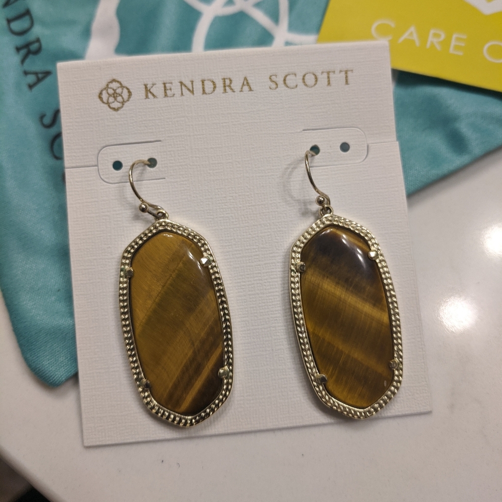 Kendra Scott tigers eye earrings